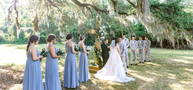 How to Choose the Best Wedding Photographer in Charleston