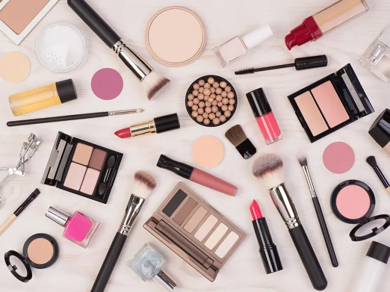 Makeup Mastery: Tips and Tricks for a Perfect Look