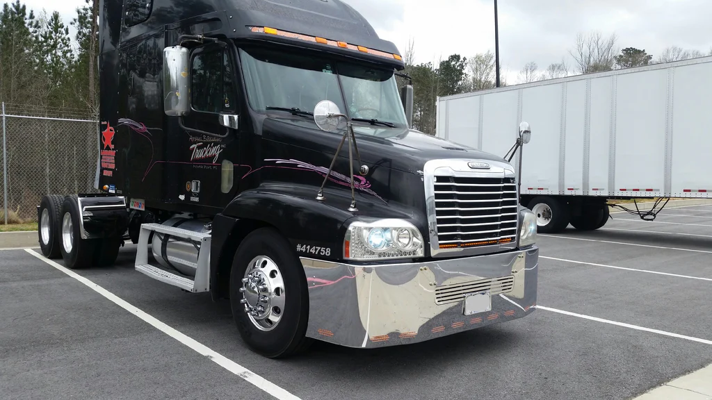 Freightliner Century Class Bumper