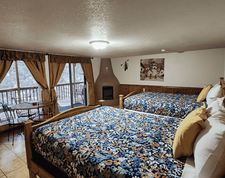 Estes Park hotels Colorado