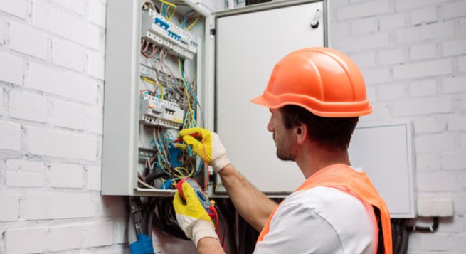commercial electrician Santa Monica