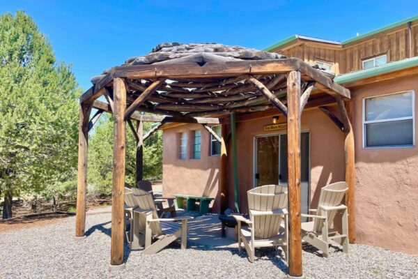 Texas vs. Arizona: Which State Has Your Perfect Vacation Rental?